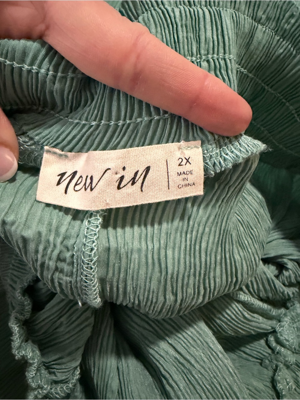 Sage Green Pleated Wide-Leg Women's Pants with Elastic Waist - Picture 2 of 4